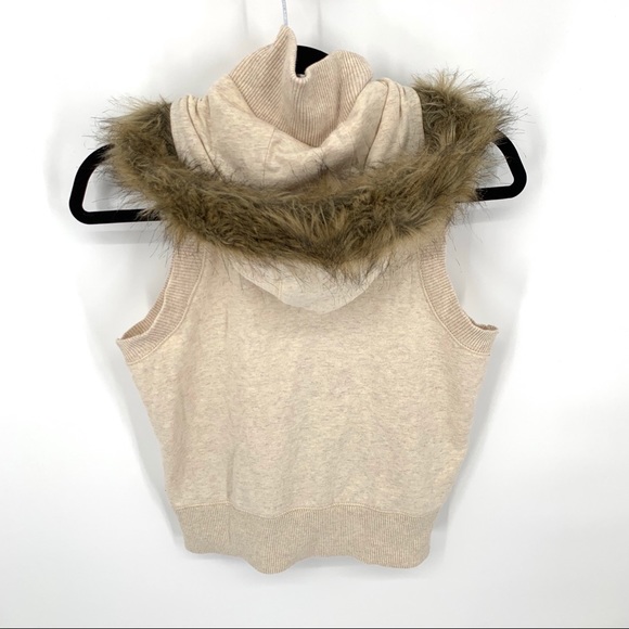 Faux Fur Hoodie Vest Ladies Small - Picture 8 of 8